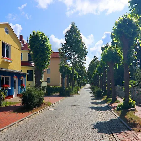 Moderne In Graal-mueritz, Strandnah, Cleaning Included * Graal-Mueritz